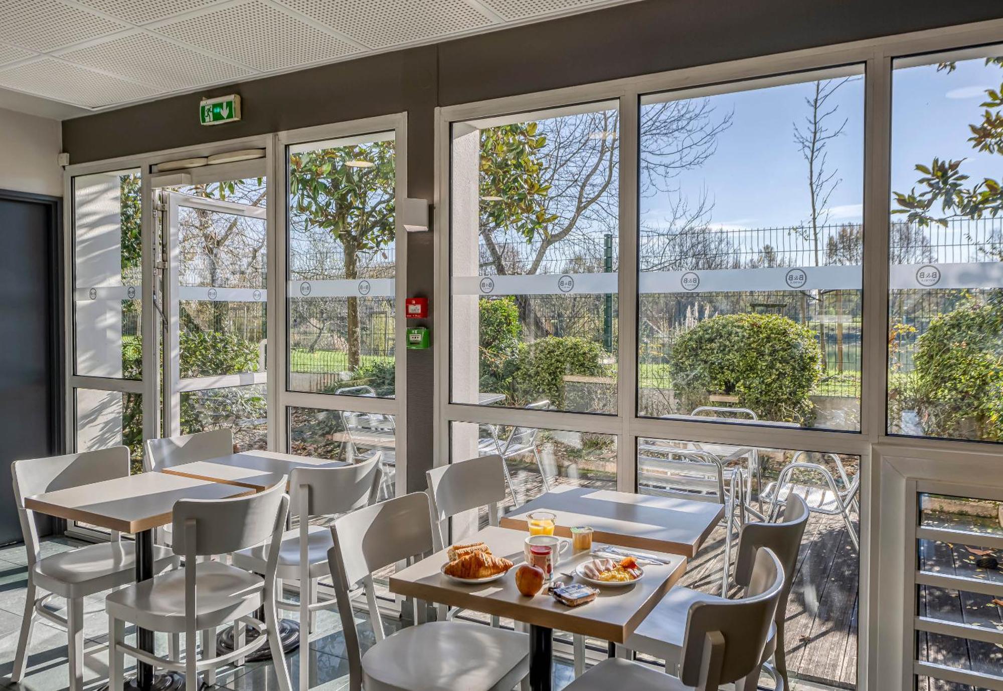 B&B Hotel Bordeaux Lac Sur Брюж Экстерьер фото