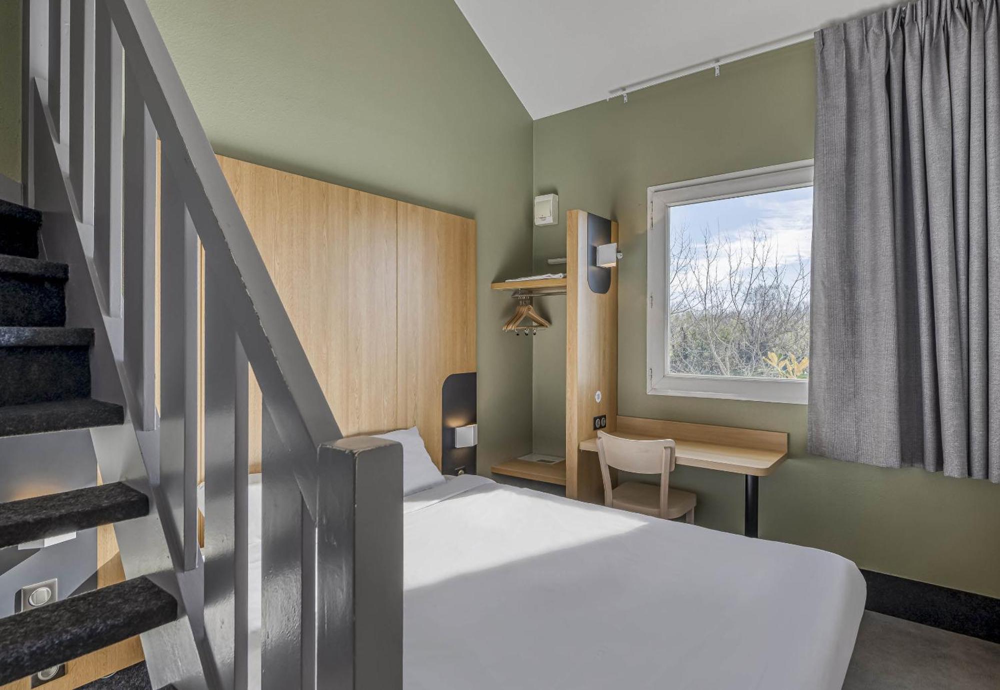 B&B Hotel Bordeaux Lac Sur Брюж Экстерьер фото