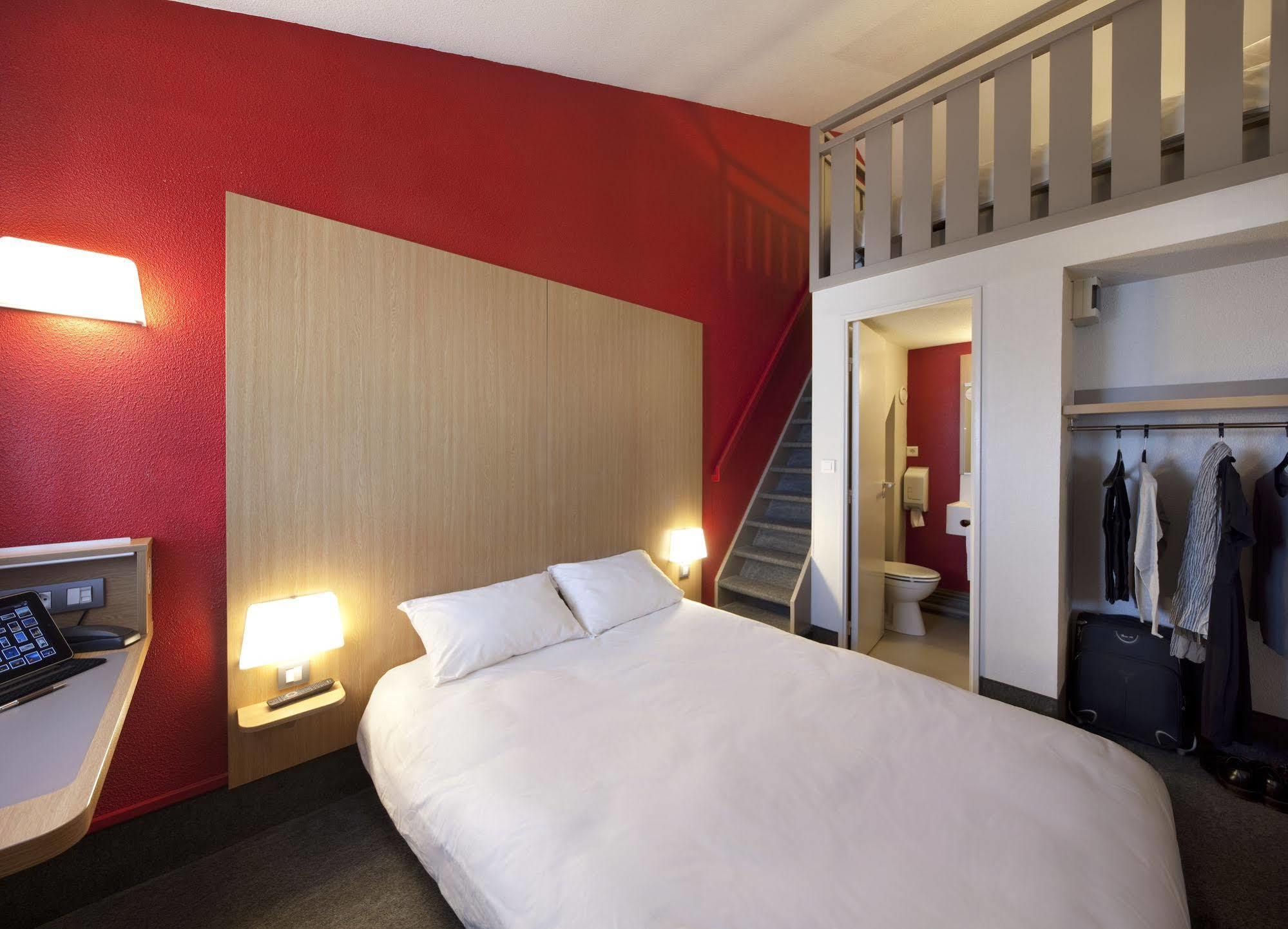 B&B Hotel Bordeaux Lac Sur Брюж Экстерьер фото