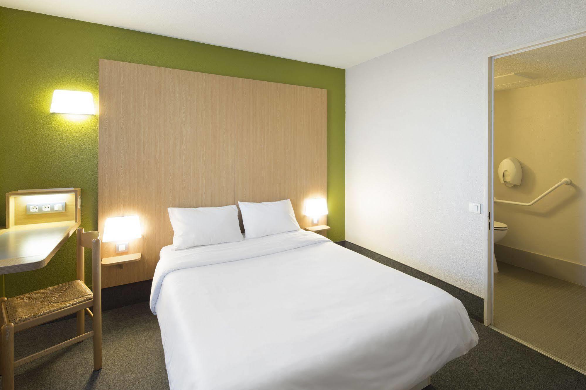B&B Hotel Bordeaux Lac Sur Брюж Экстерьер фото